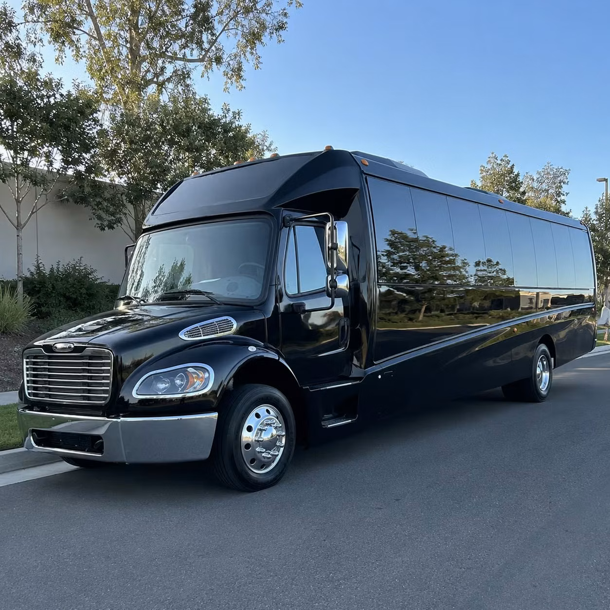 25 passenger minibus