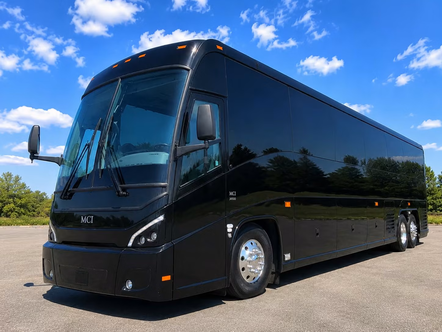 charter bus rentals for wake forest university events and campus transportation
